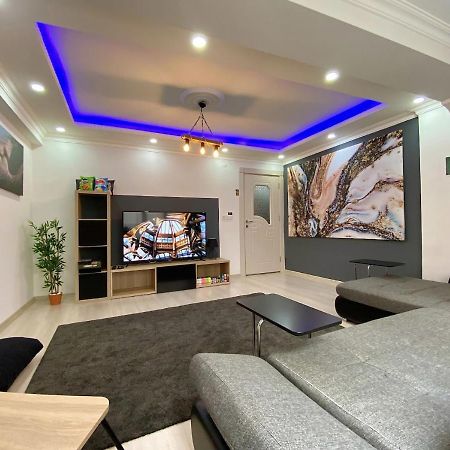 Cozy Big Sisli Apartment , Ac, Modern &For Family,Friendly In Center Stambuł Zewnętrze zdjęcie